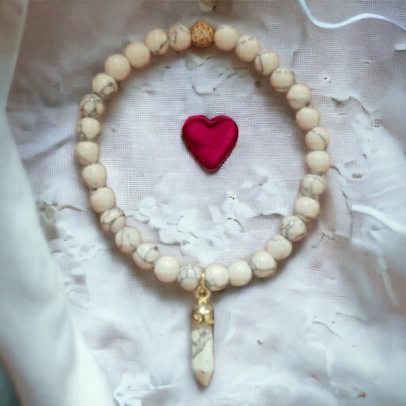 Howlite Handcrafted Beaded Bracelet with Gold Accents - Picture 3 of 8